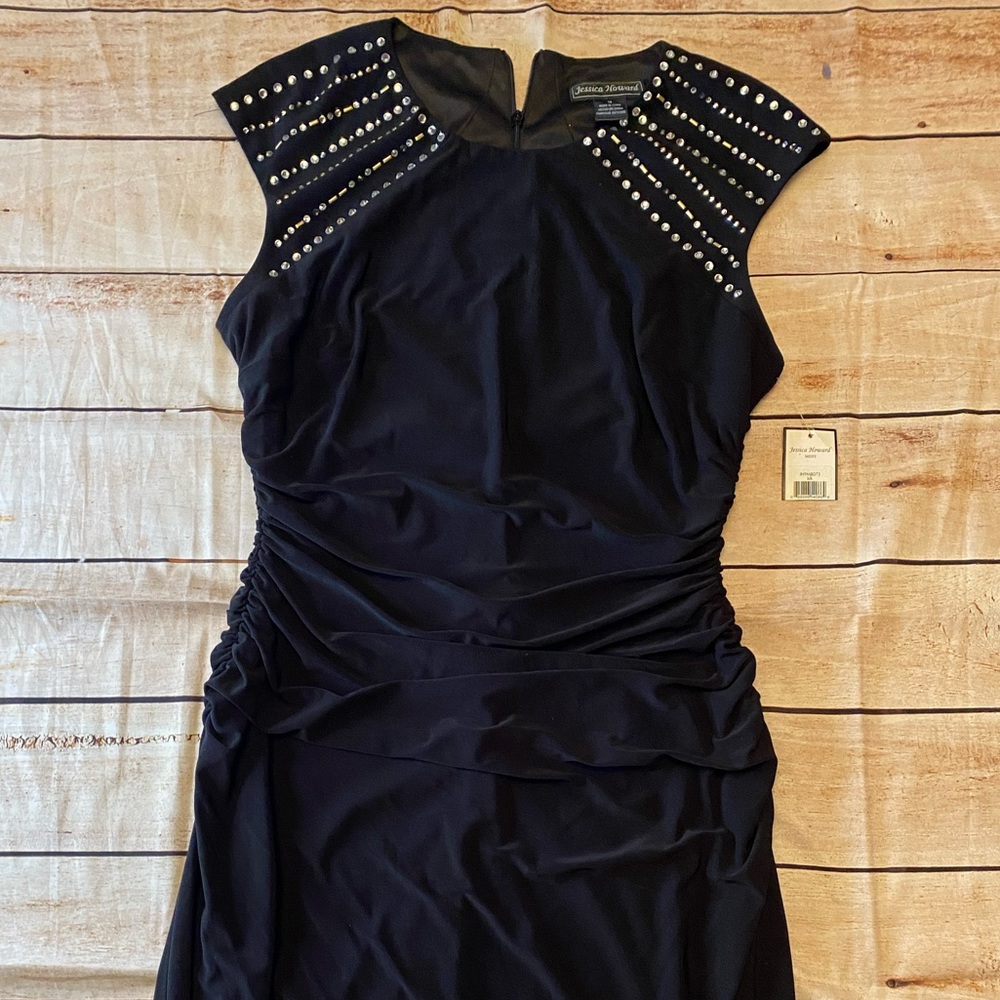 Jessica Howard Embellished Beaded Sheath Dress! Size 14 Sexy little black dress!